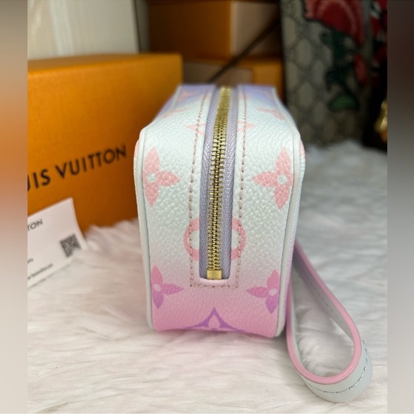 Practically Brand New Louis Vuitton•Sunrise Pastel Wapity Wristlet Pouch - Picture 4 of 5